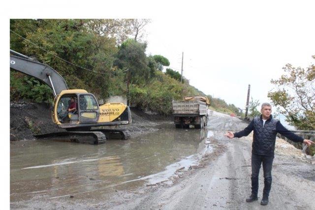 Αυτοψία Κ. Αγοραστού στα έργα αποκατάστασης στα παράλια της Αγιάς: «Τα αντιπλημμυρικά έργα άντεξαν» 
