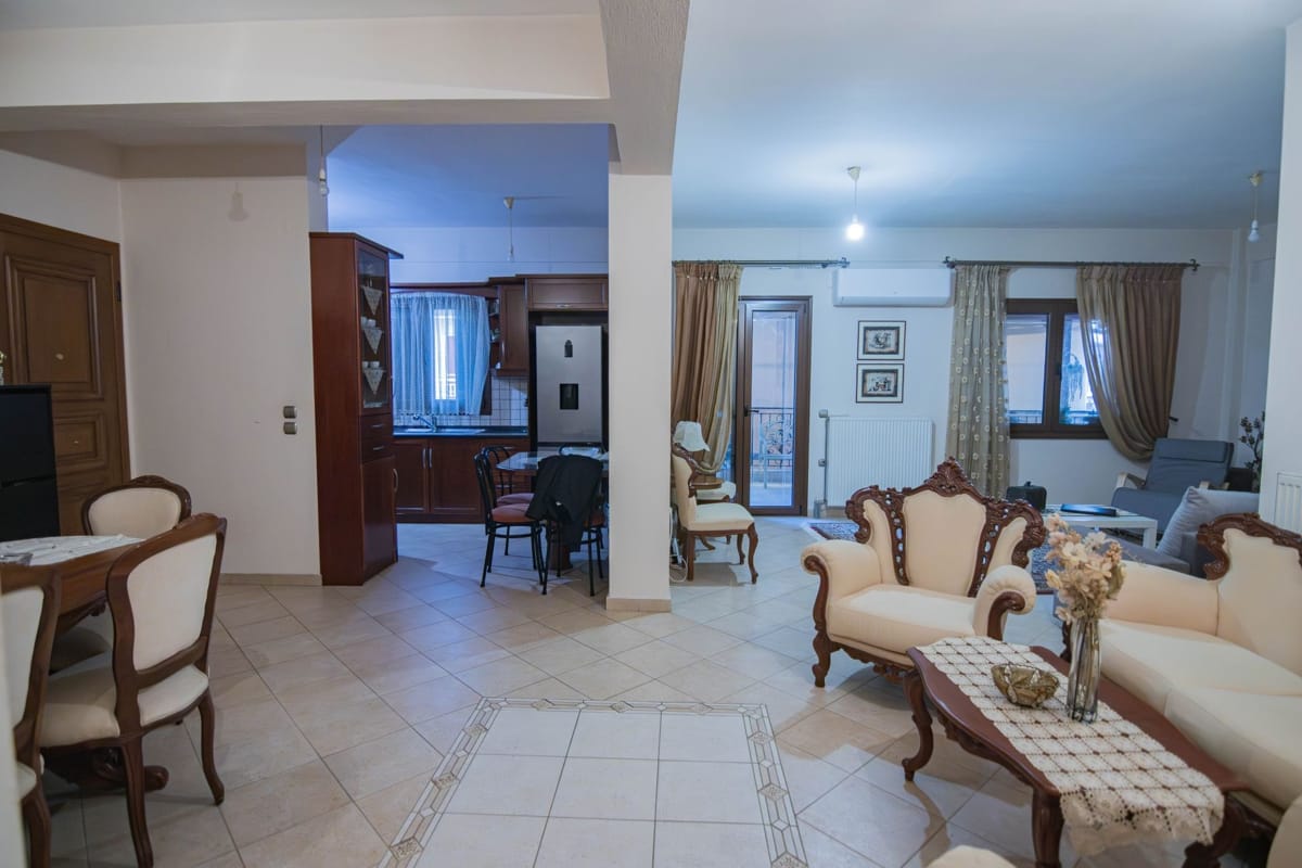 Αγγελίες - Λάρισα - Διαμέρισμα 125 τ.μ. προς πώληση στο Aβέρωφ