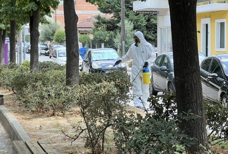 Δήμος Λαρισαίων: Συνεχίζονται οι εργασίες καταπολέμησης κουνουπιών