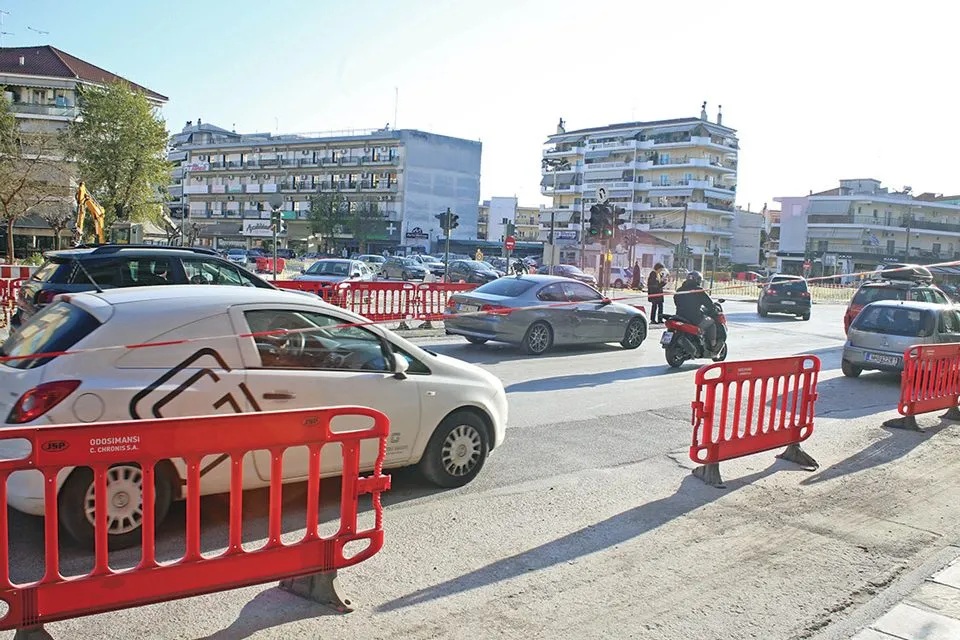 «Εργοτάξιο» η Λάρισα